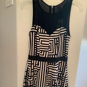 Material Girl Dress 🖤🤍